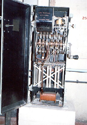 Secondary lighting generator 1933 control gear